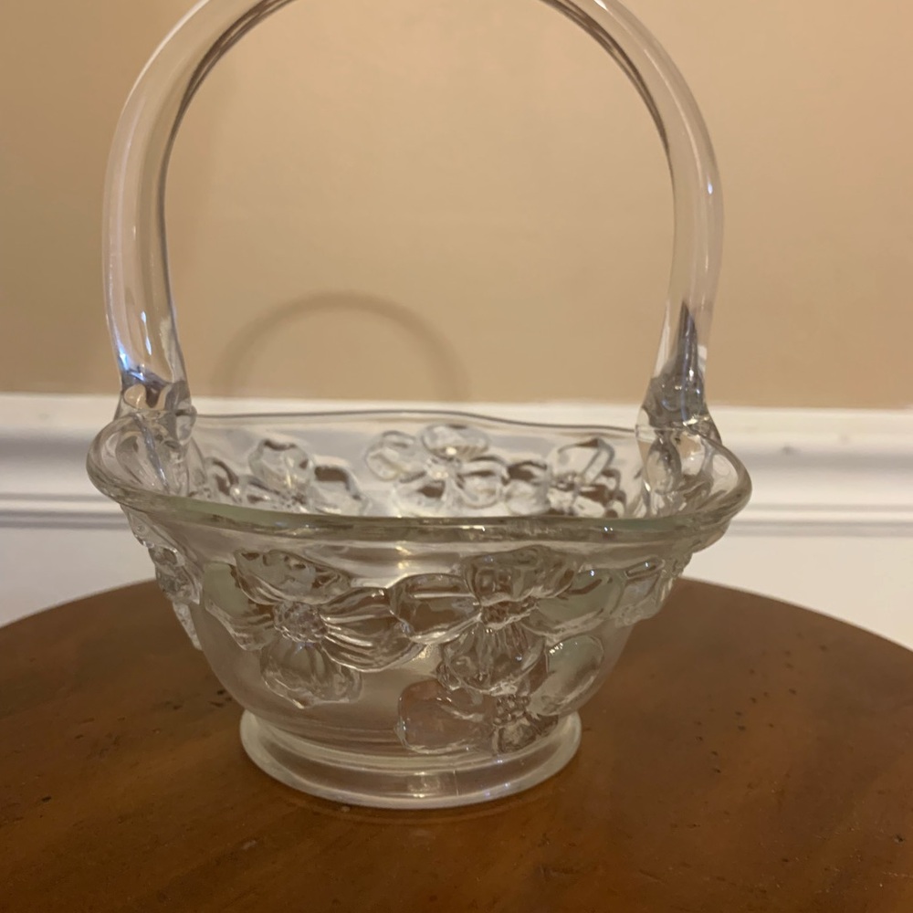Vintage Indiana Glass Dogwood Floral Basket